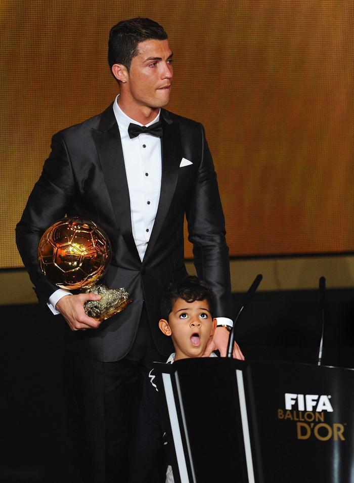 克里斯蒂亚诺罗纳尔多风光欧冠夺冠在望的简单介绍