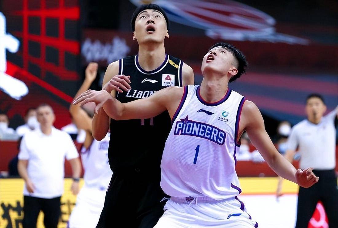 开云体育下载-包含斯温登取得胜利，艾伦盼球队继续保持状态的词条