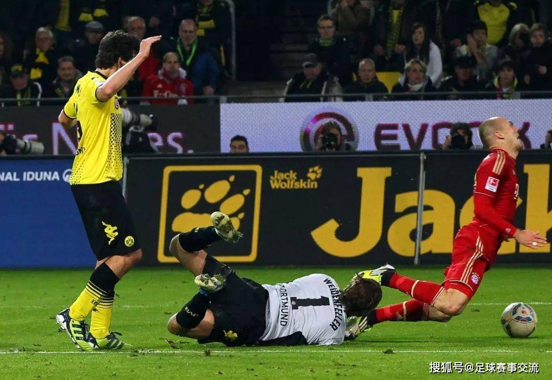 开云体育下载-拜仁慕尼黑遭遇巴黎圣日耳曼重创，落败惨痛的简单介绍