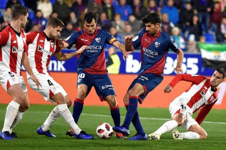 瓦伦西亚俱乐部在客场输给莱加内斯