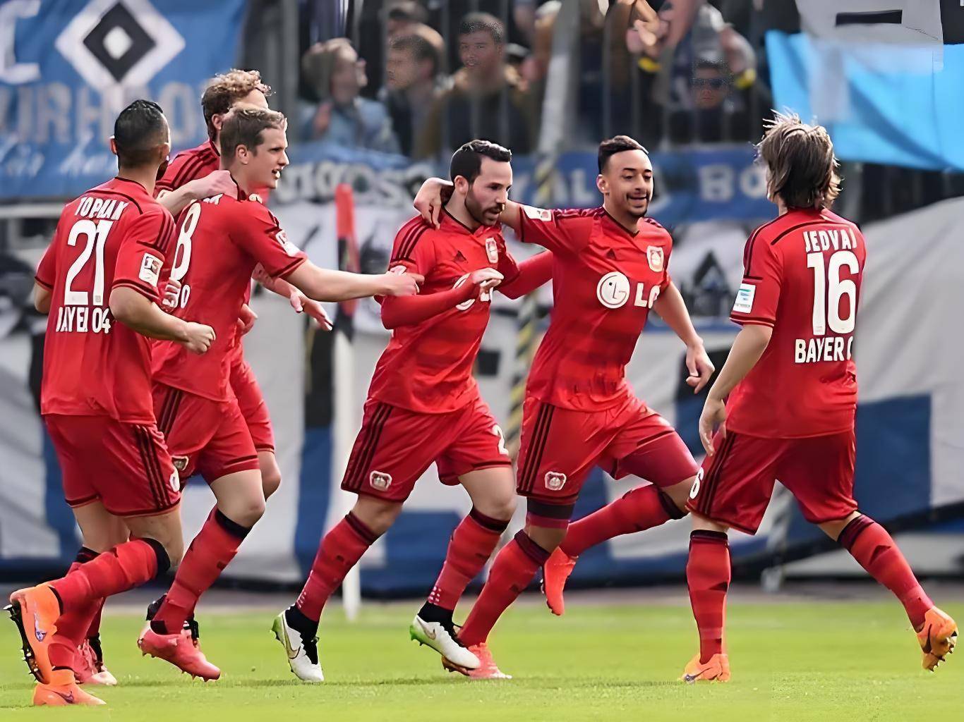 里尔主场比赛引发球迷热议，现场气氛火爆的简单介绍