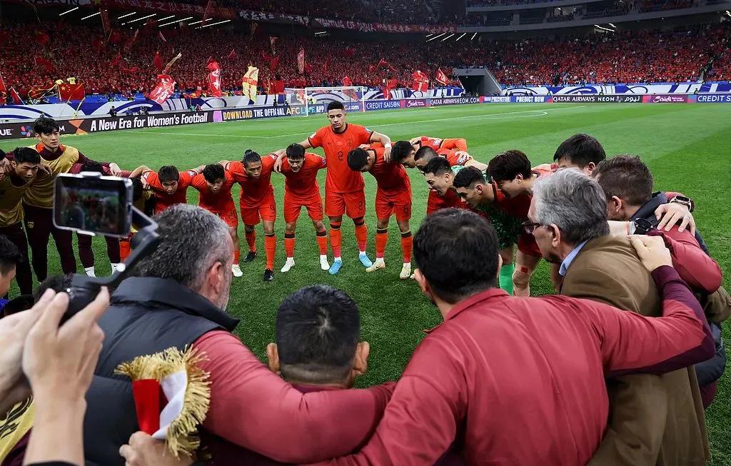 开云APP-印度尼西亚女足逆袭成功，强势晋级四强