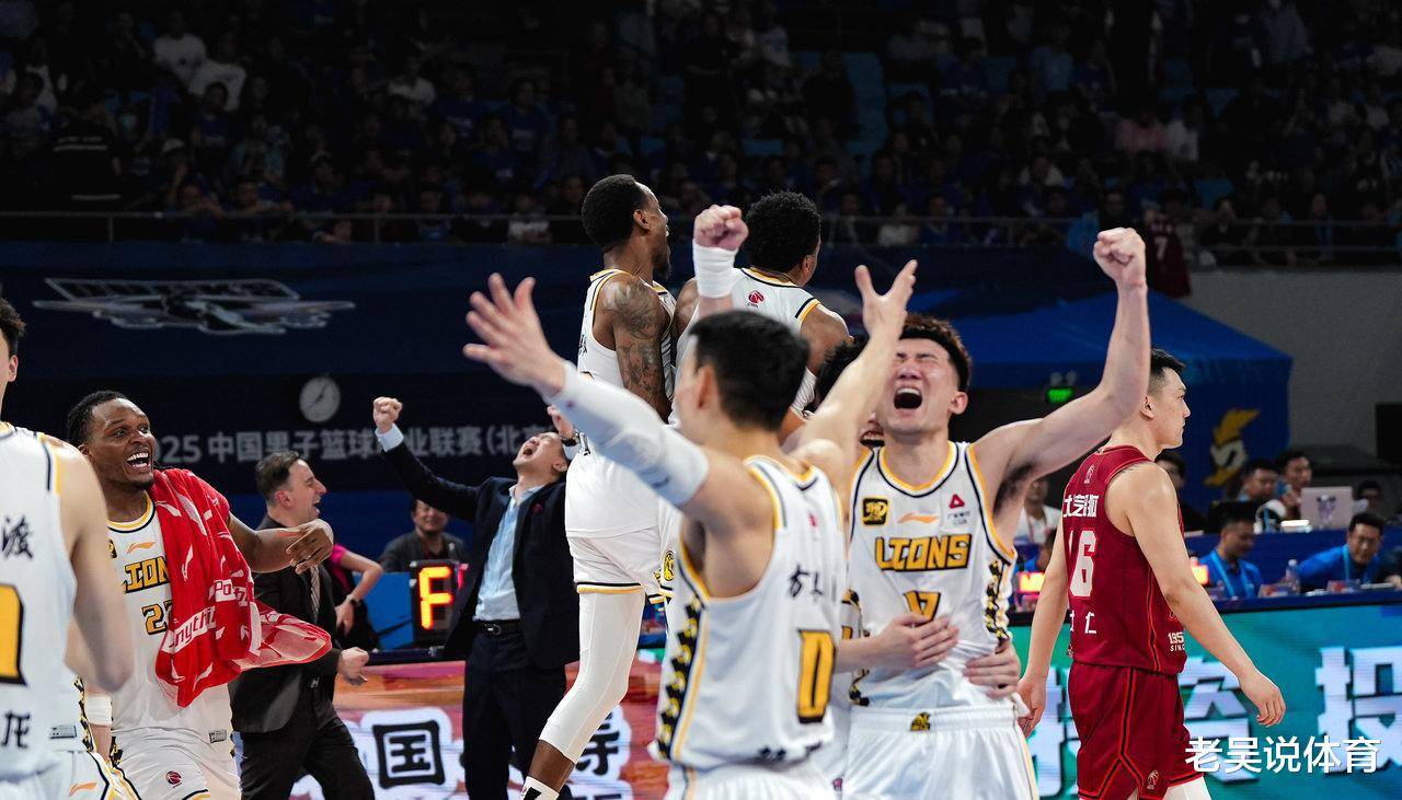 死亡之组！小组赛对手强大球队克服压力的简单介绍