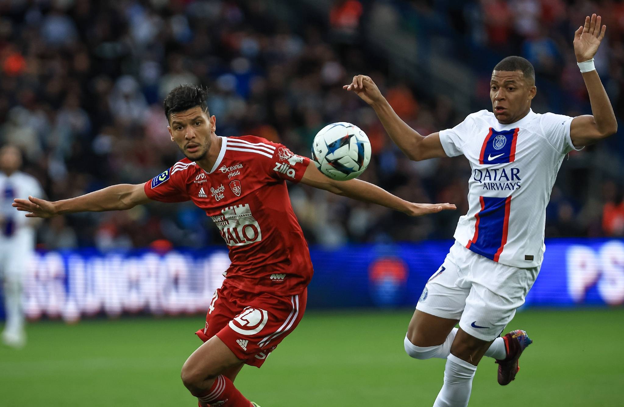 关于摩纳哥主场战平梅斯，难分胜负的信息