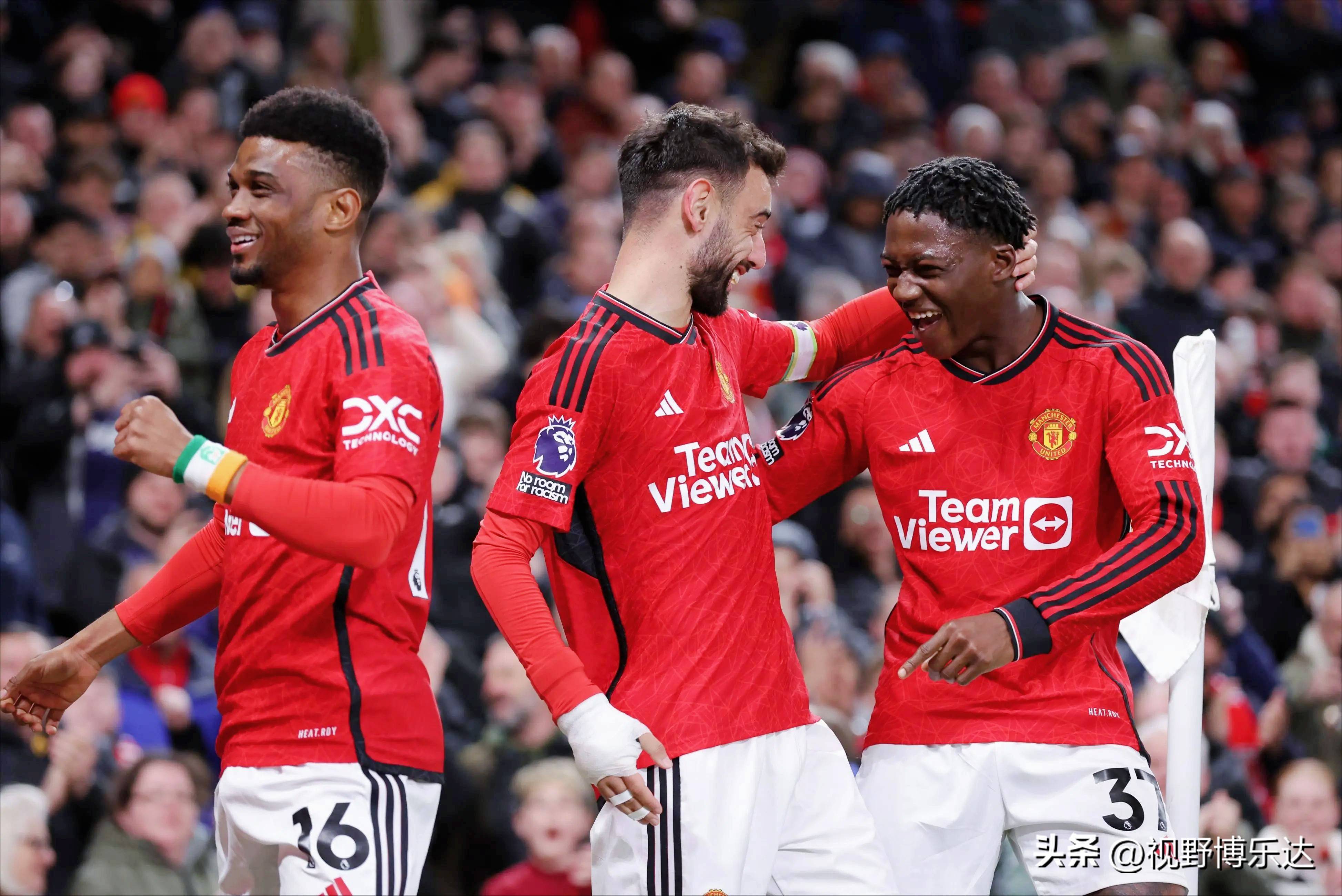曼联大胜晋级，轻松晋级下一轮