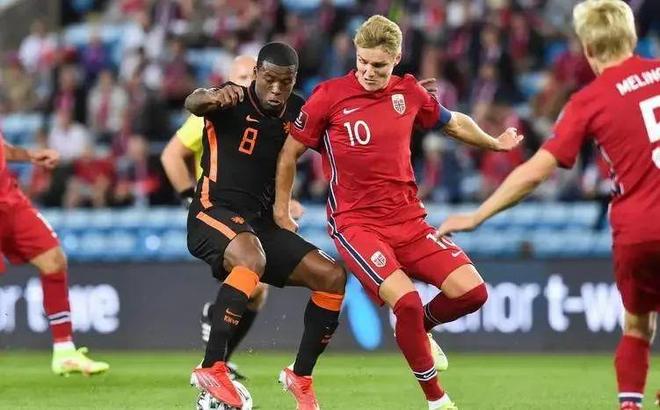 开云体育app-西班牙队大胜乌克兰队，豪取三分