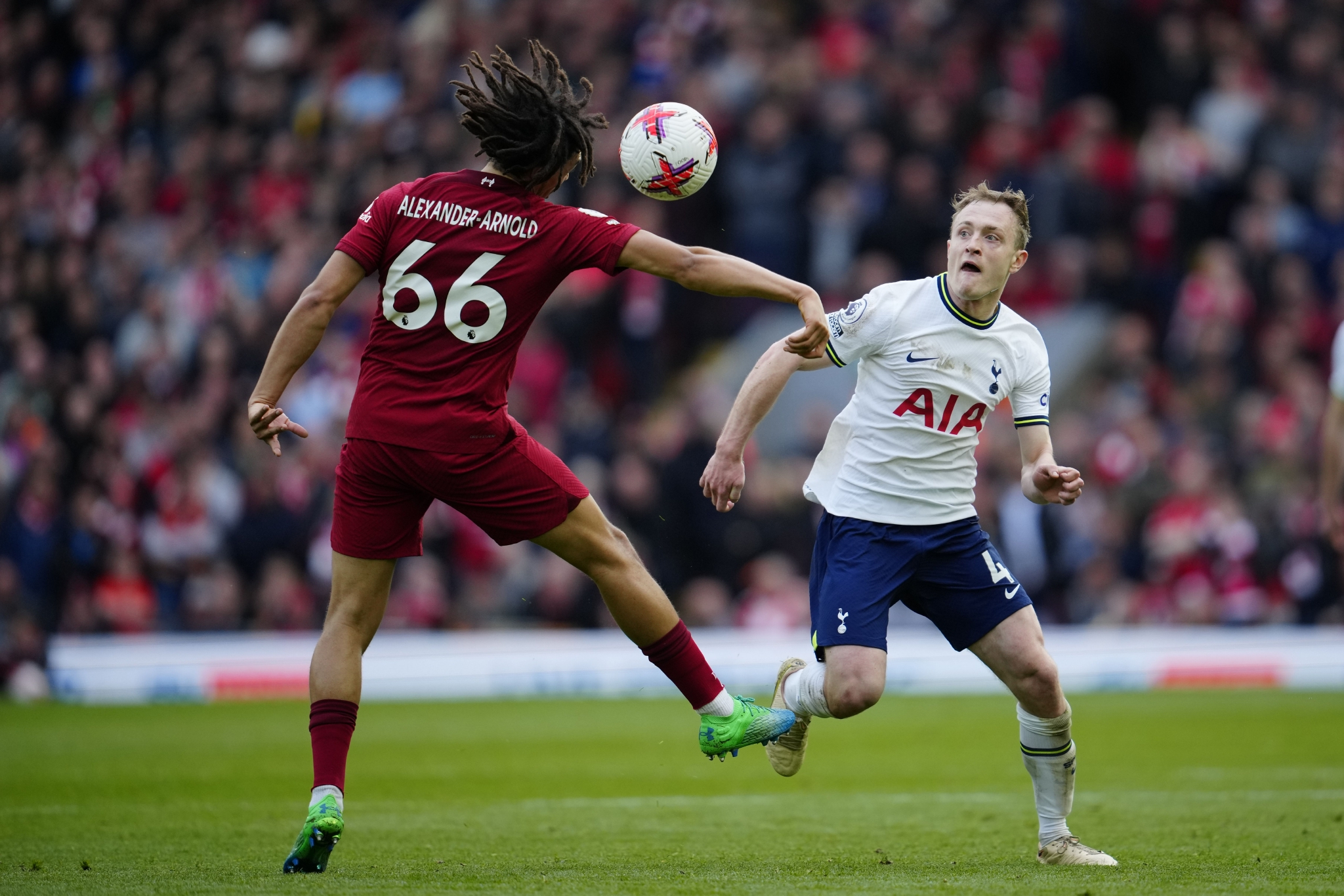 关于富勒姆主场绝杀水晶宫，保级希望重燃生机的信息