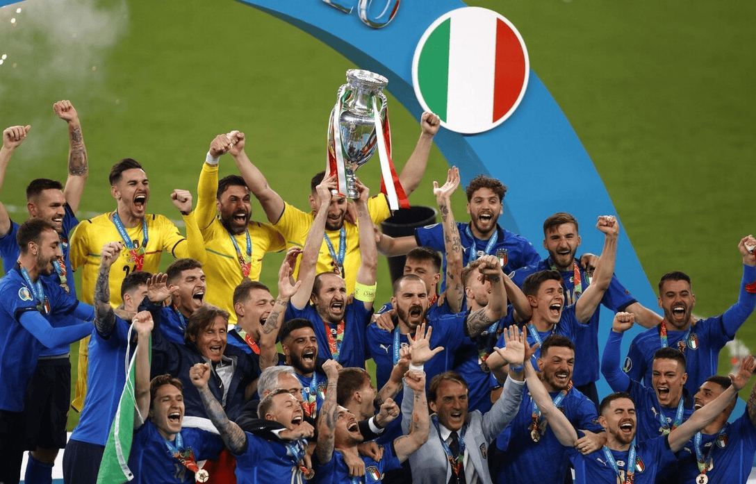 意大利成功卫冕欧洲杯冠军,连续第二次夺冠!的简单介绍 意大利成功卫冕欧洲杯冠军,连续第二次夺冠!的简单介绍