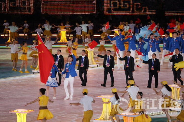 开云体育入口-印度尼西亚亚运会中国代表团抵达雅加达出征备战备战。的简单介绍