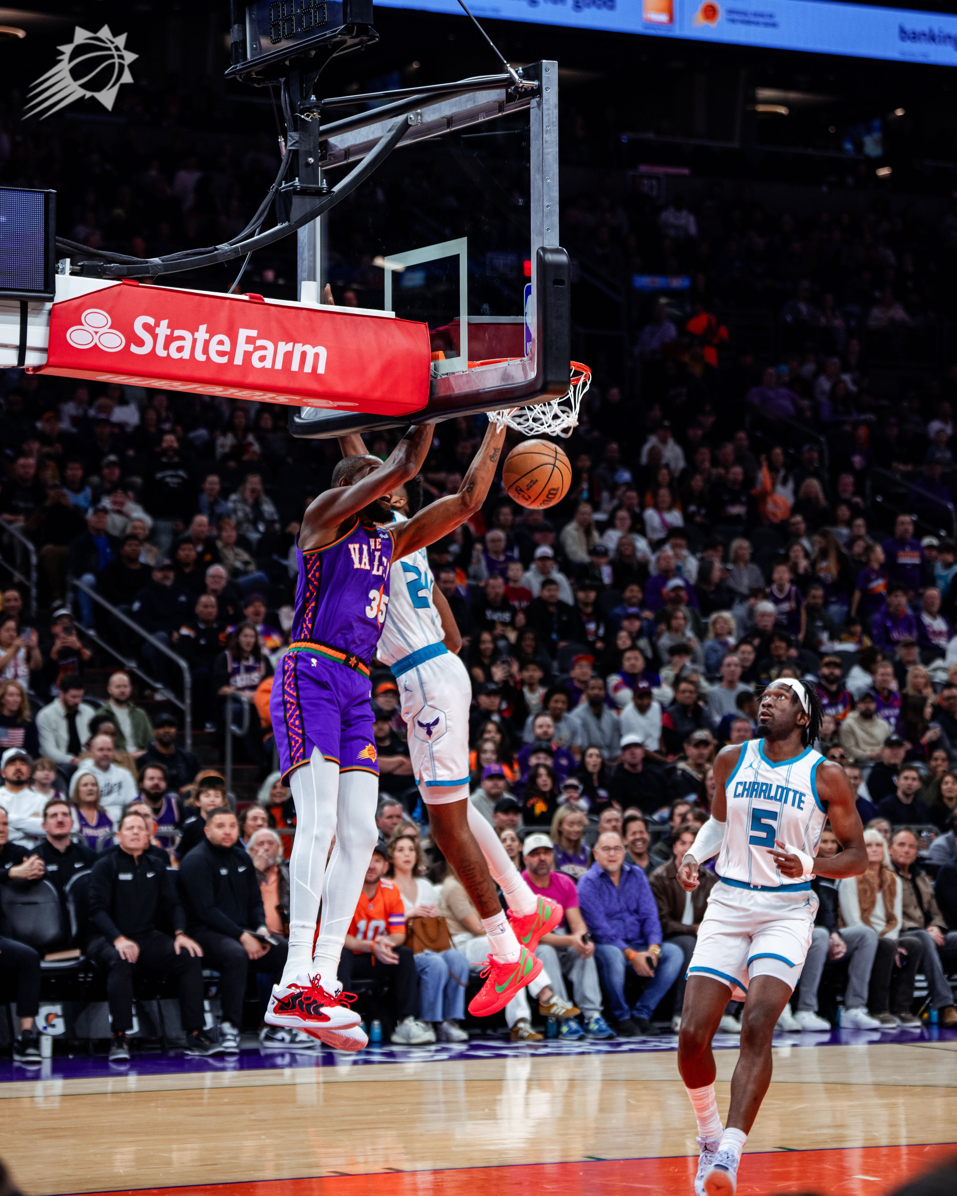 火箭主场力克黄蜂，取得胜利开门红