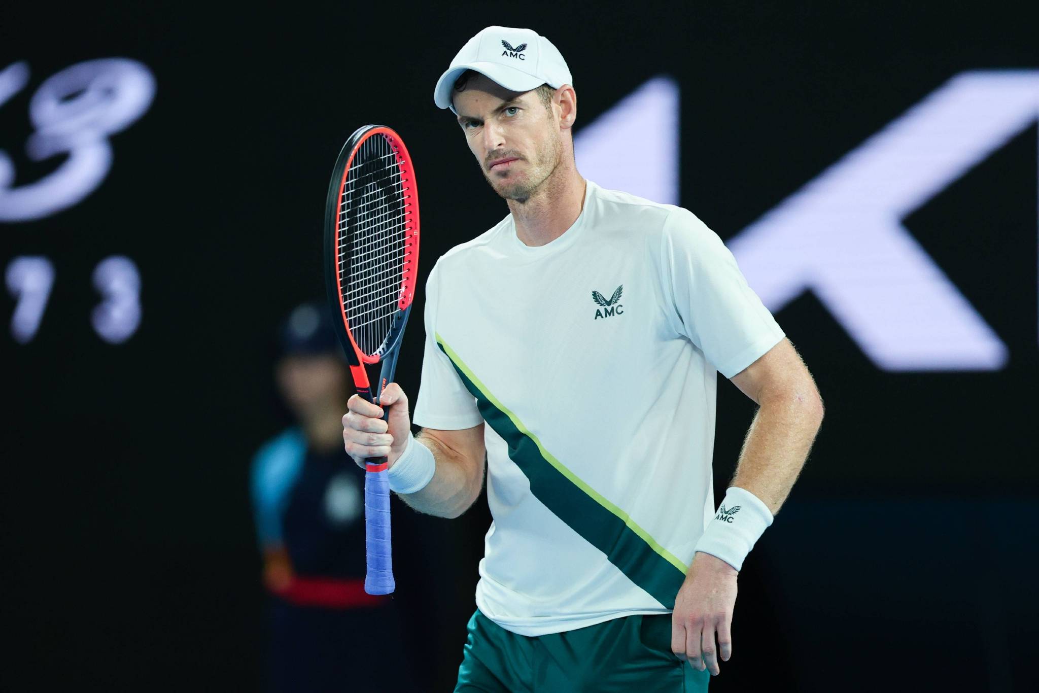 包含欧洲网球队险胜意大利网球队，穆雷统治全场的词条