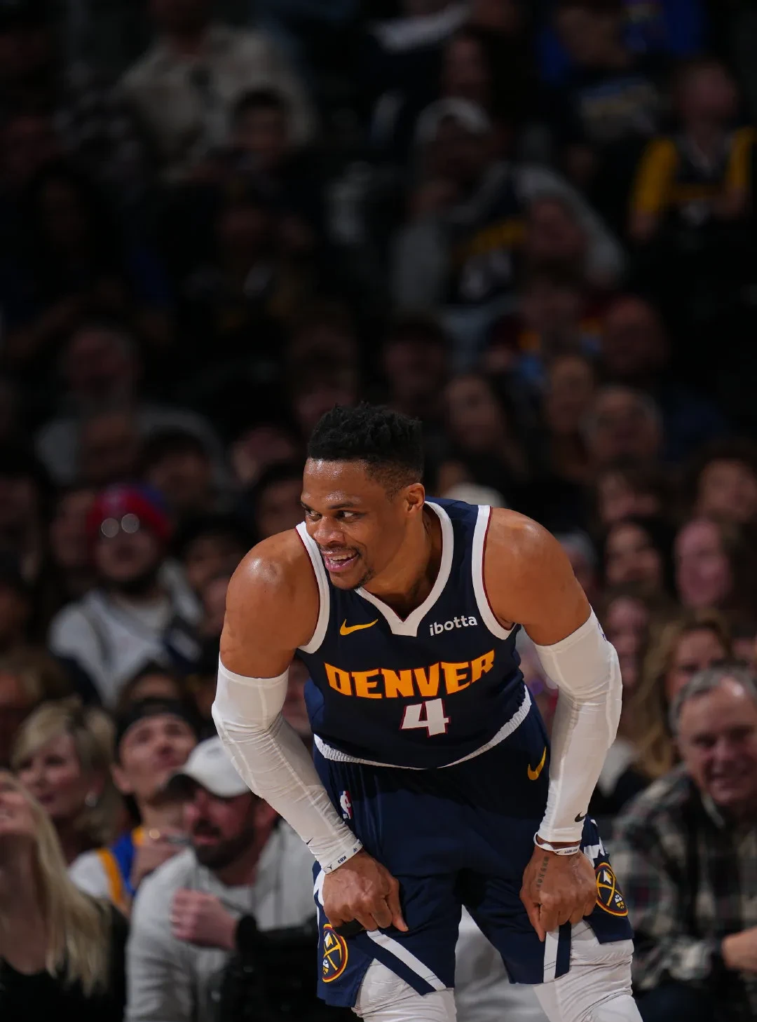 开云体育官网-黄蜂翻盘希腊男篮，莫里斯爆发神勇的简单介绍