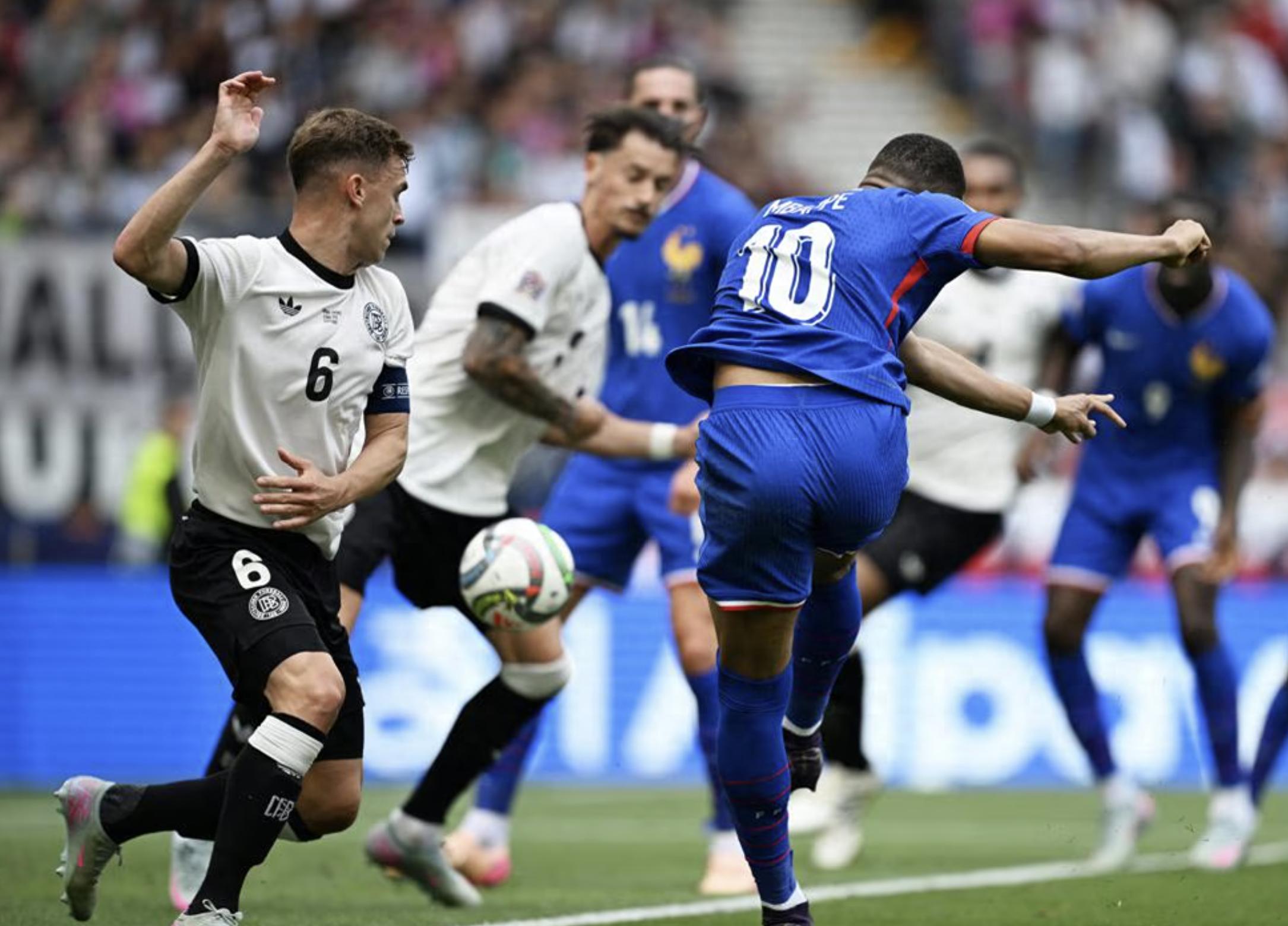 开云体育中国-波兰队横扫法国队，梁靖崑点燃赛场