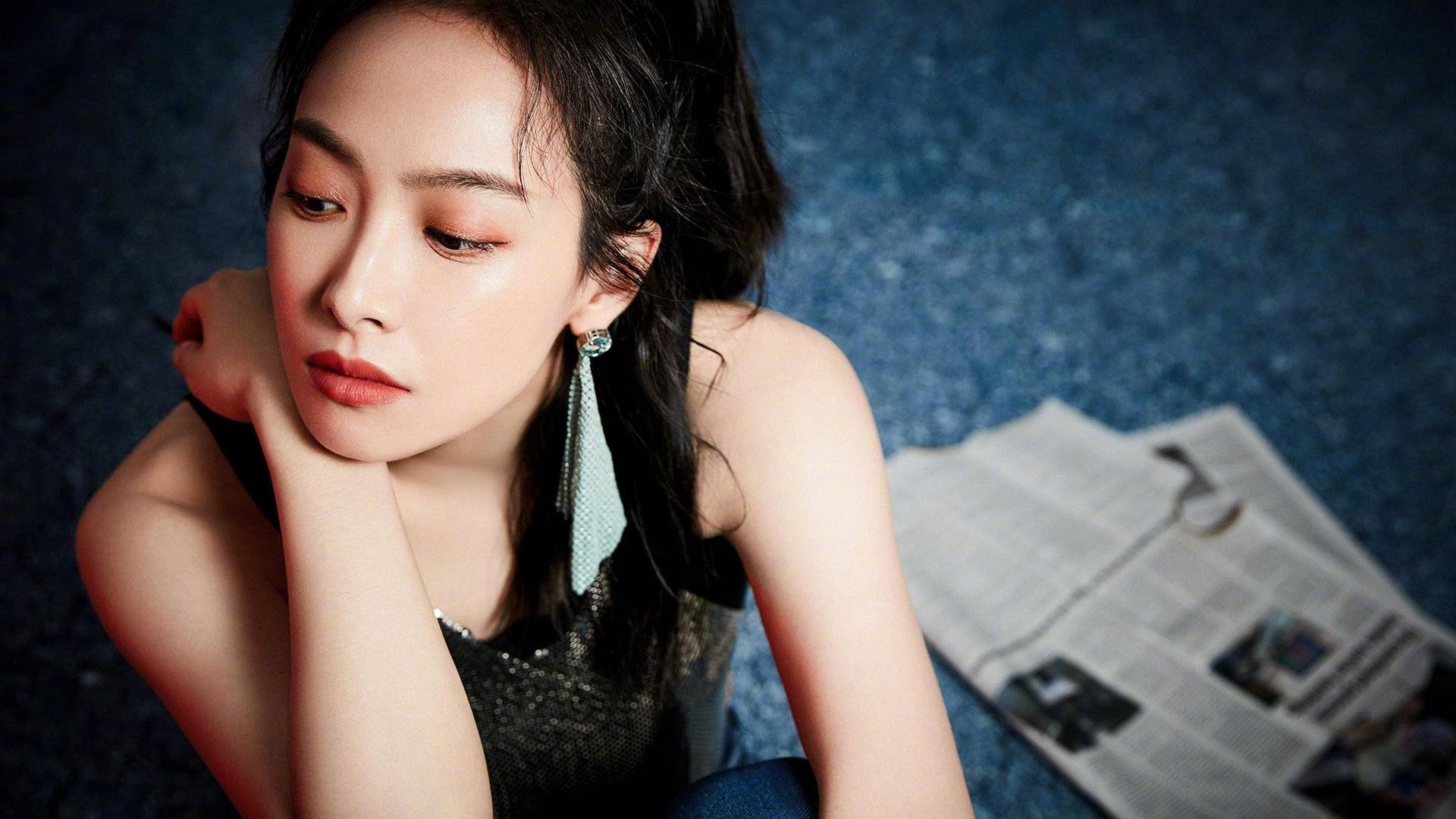 开云体育官网-收割者的镰刀与盾牌，当切尔西席卷英格兰，卡塞米罗如何成为秩序的重铸者