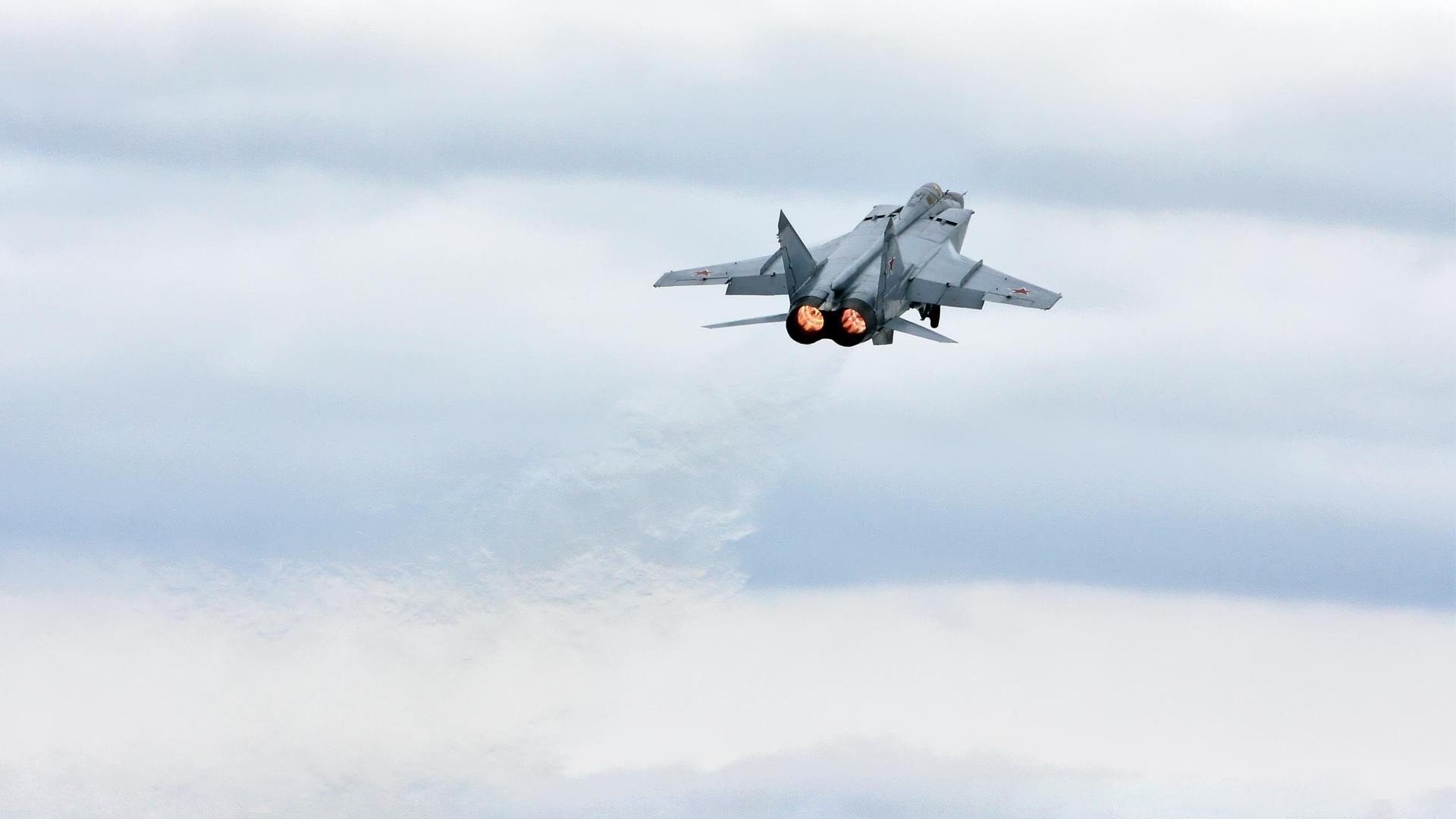 布雷默爆发,勒沃库森血拼安哥拉,一场足球盛宴的激情与战术博弈