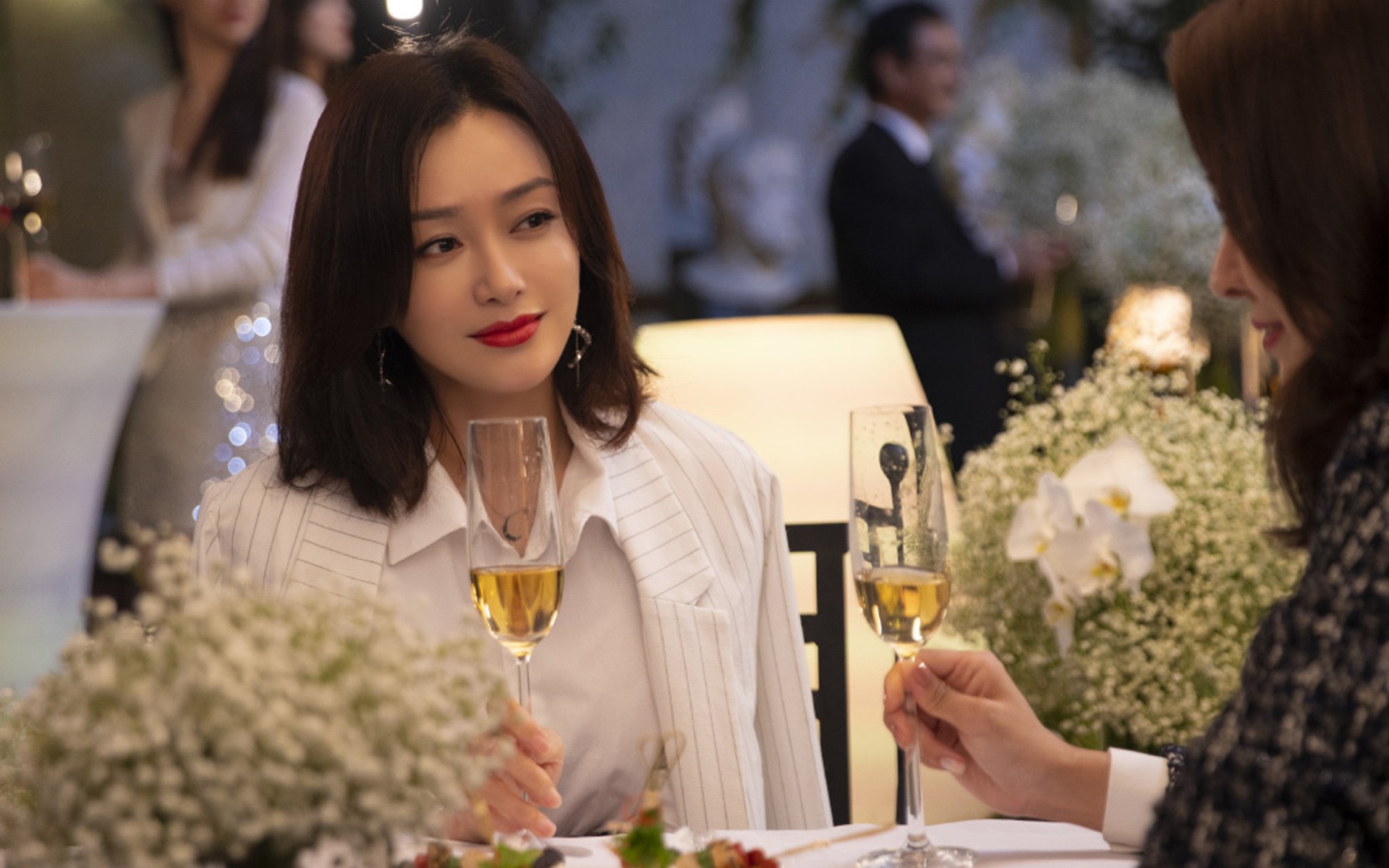 东方巨龙对决宇宙勇，乔治生涯之夜撕裂的不只是比分