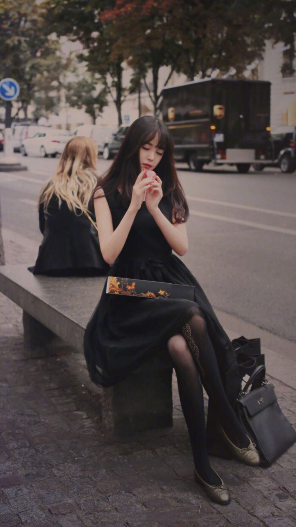 开云体育官方网站-从明尼苏达到世界之巅，爱德华兹的双重征服与新时代的开启